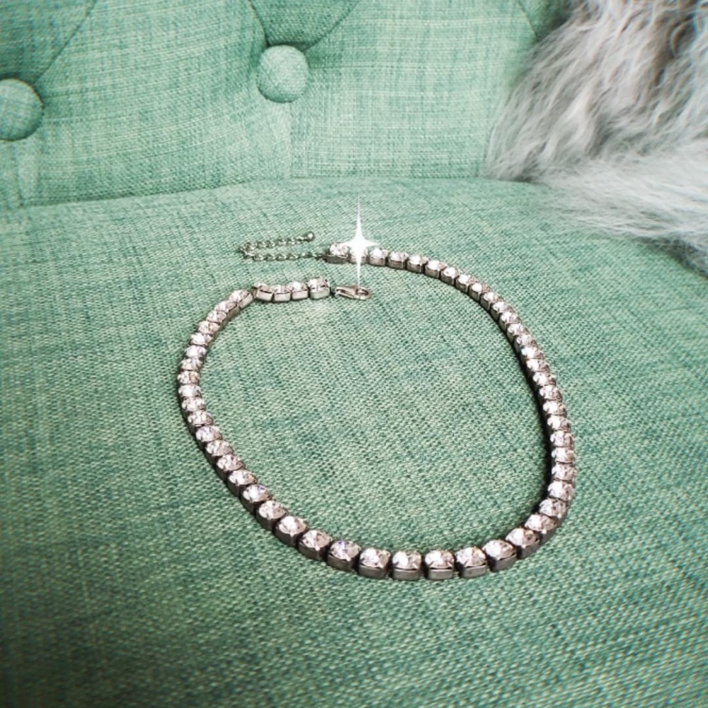 Statement rhinestone necklace